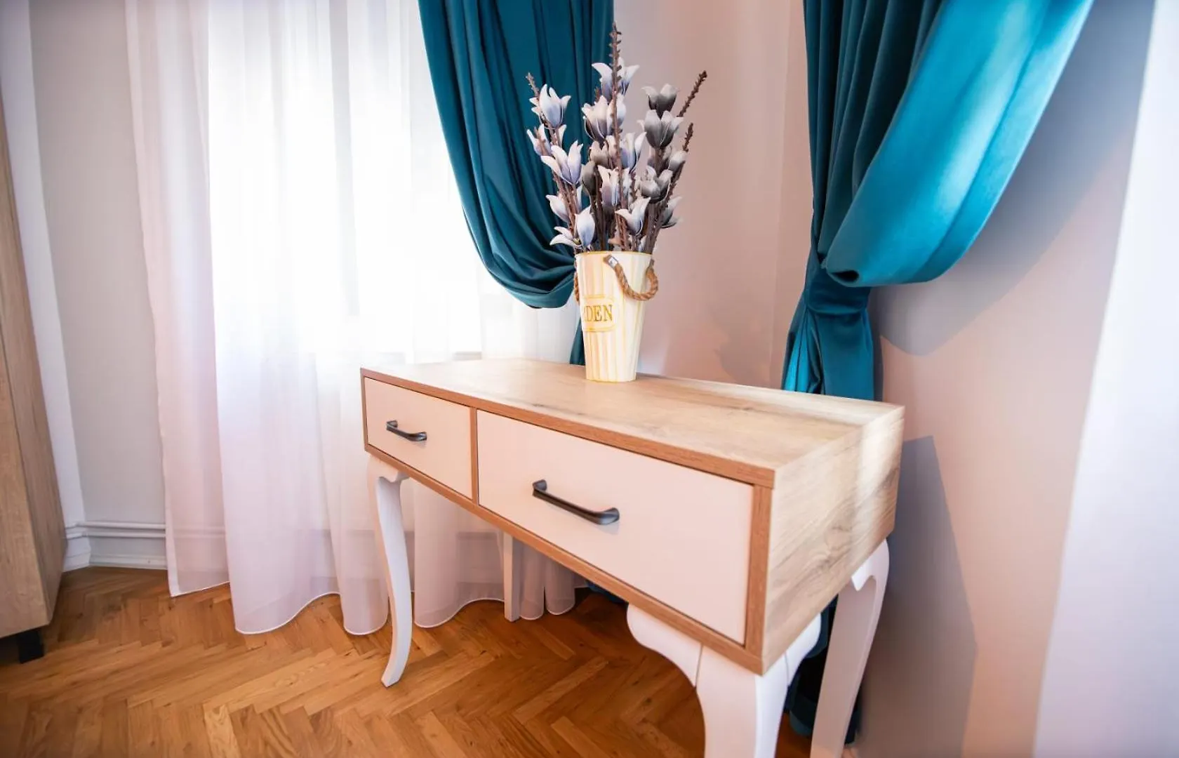 Echo Apartments Boekarest